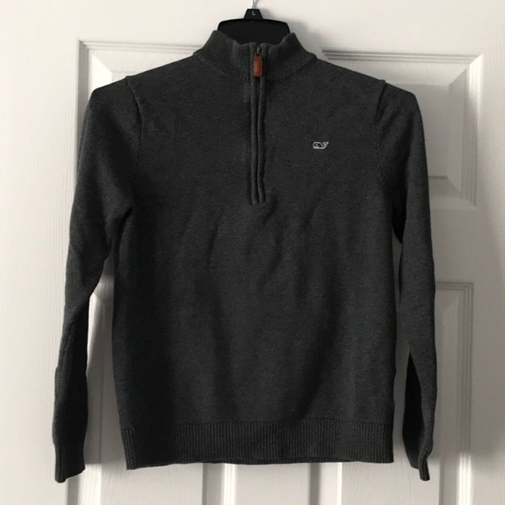 Boys Vineyard vines sweater